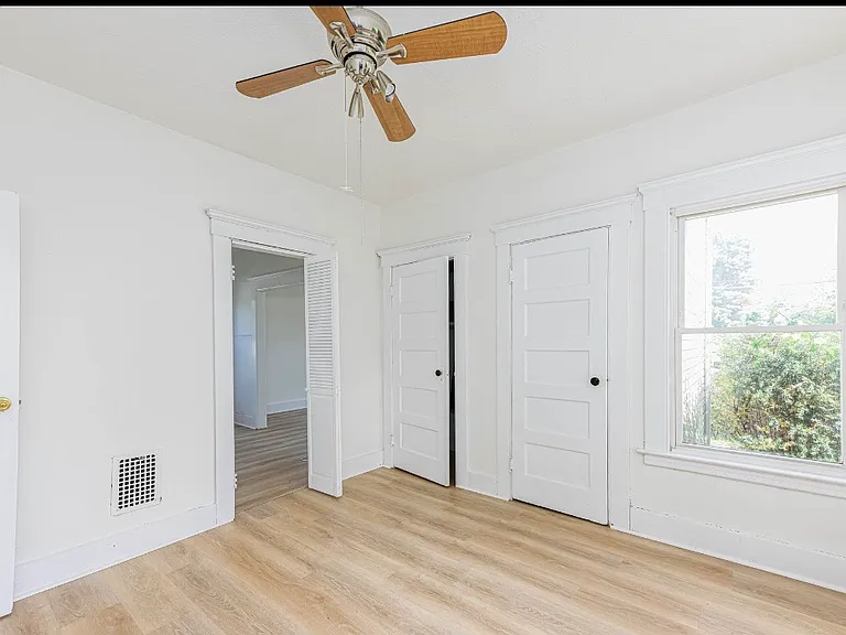 176 Leete St #1 — Photo 9