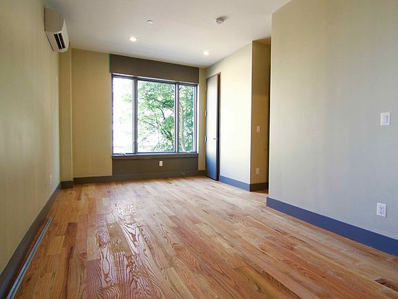 2nd image of 337 Melrose St #8H