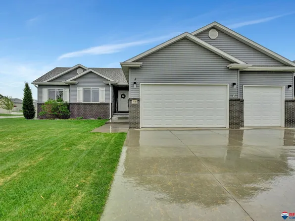 7131 Lilee Ln, Lincoln, NE 68516