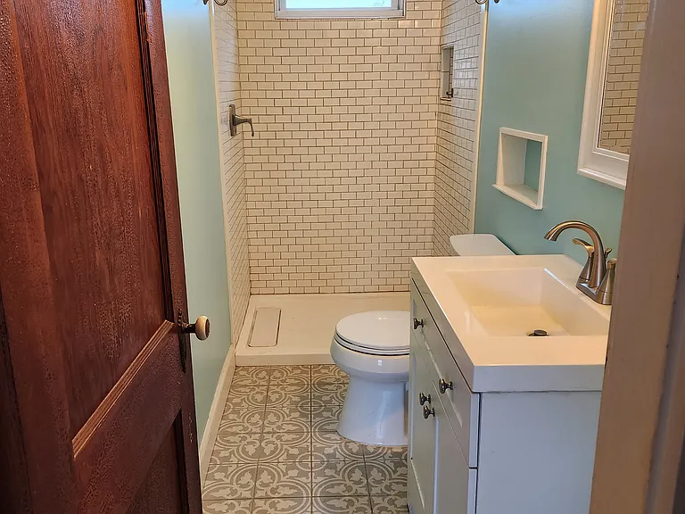 123 Webber Ave #2 — Photo 5