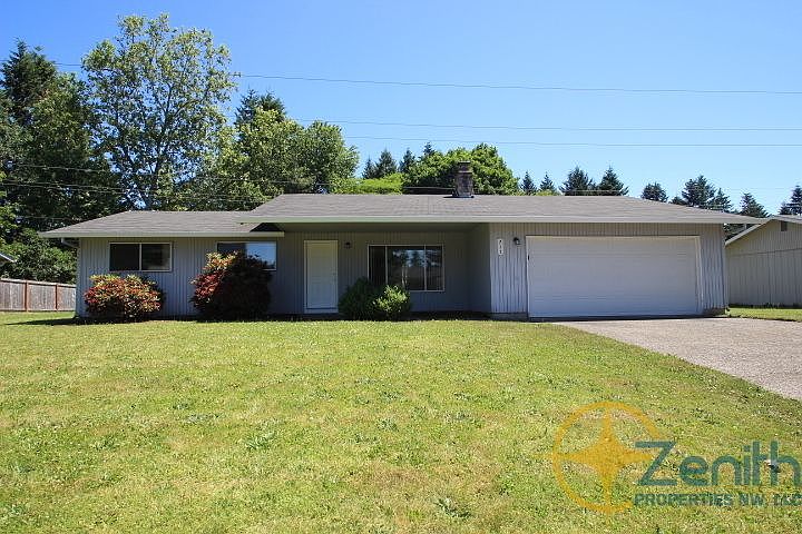 1st image of 711 NE 122nd Ave