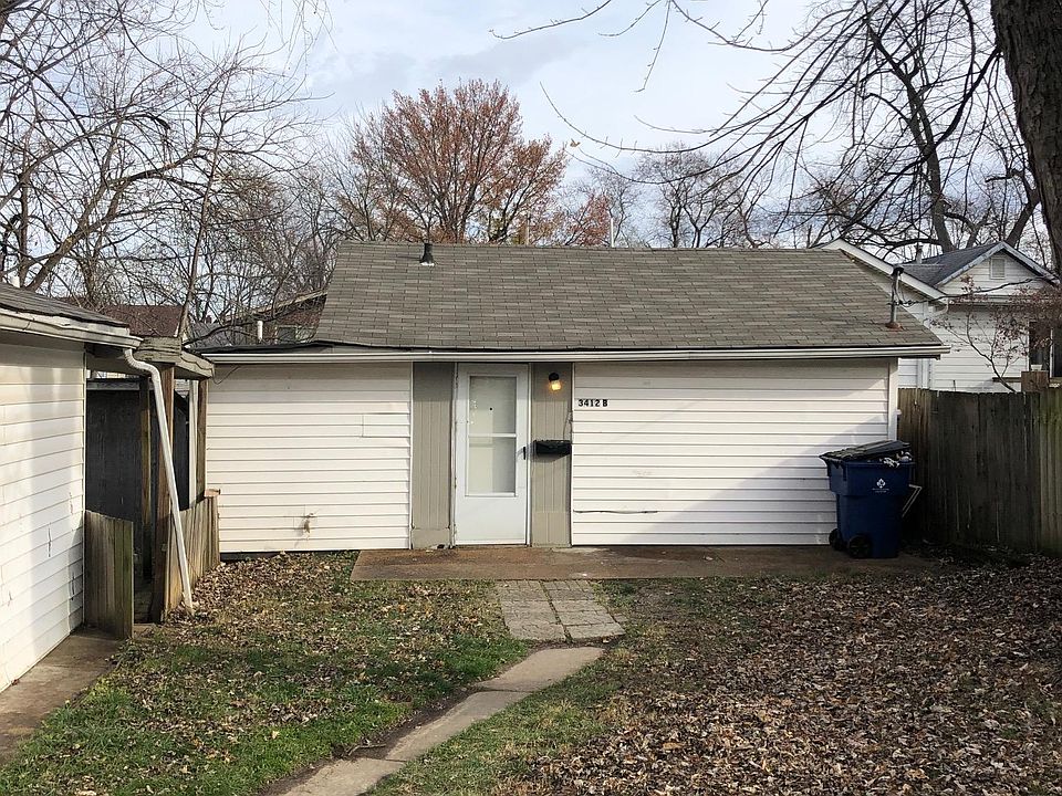 1st image of 3412 Airway Ave #B
