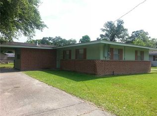 1601 Meadow Dr, Lake Charles, LA 70607