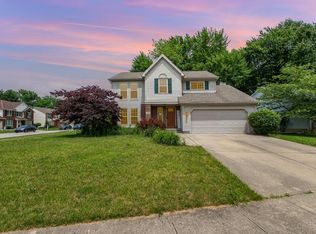 1332 Sprucewood Ct, Amelia, OH 45102