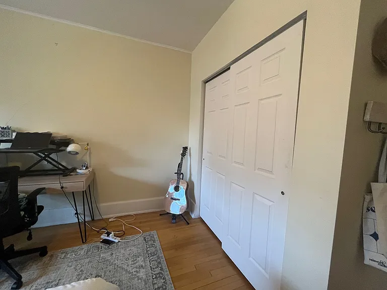 1030 N Marshall St — Photo 10