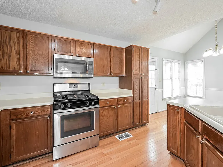 1952 McAdoo Ct SW — Photo 7