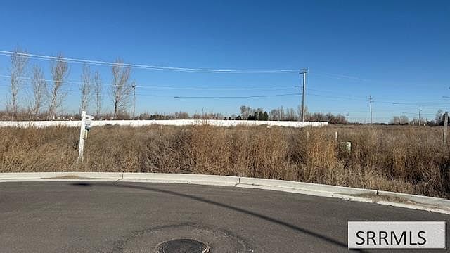 1st image of 413 Birdie Thompson Dr