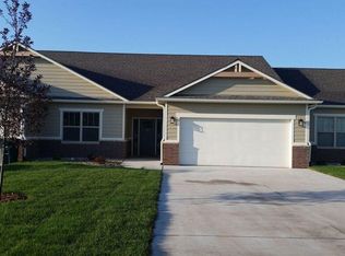 2631 Tobacco Cir, Manhattan, KS 66503