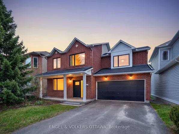 101 Scampton Dr, Ottawa, ON K2W 1E6