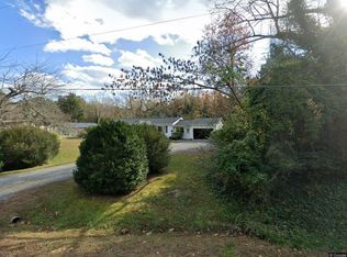 193 N Sioux Rd, Kilmarnock, VA 22482
