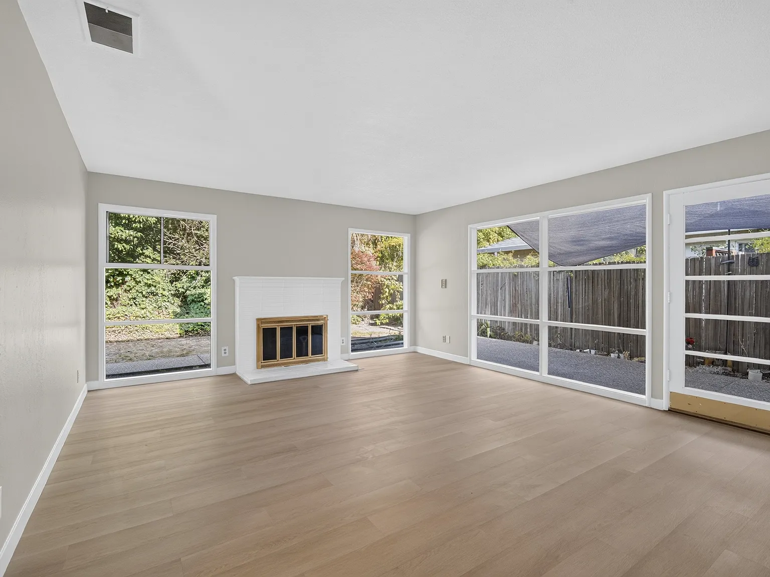 3 bed, 1427 sqft, $7,200 — Photo 4
