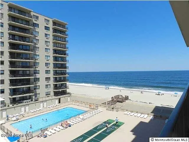 Building Photo - 45 Ocean Ave #6G