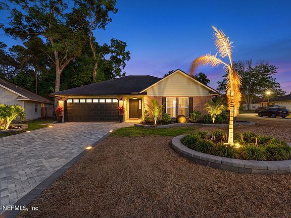 4th image of 7999 DEWARS Court