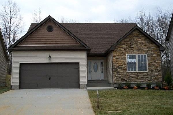 1st image of 658 Fox Hound Dr