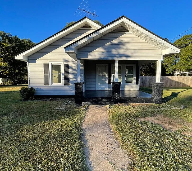 212 Old Woodruff Rd