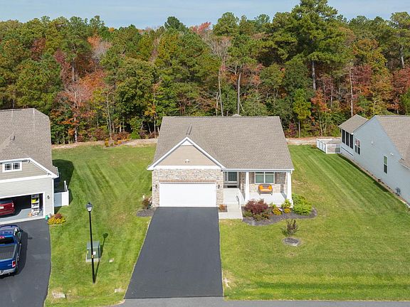 2nd image of 20197 Greythorne Ln