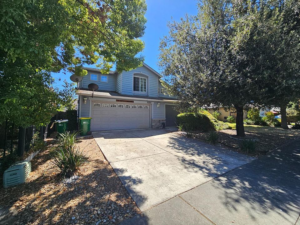 1st image of 2334 Amaretto St