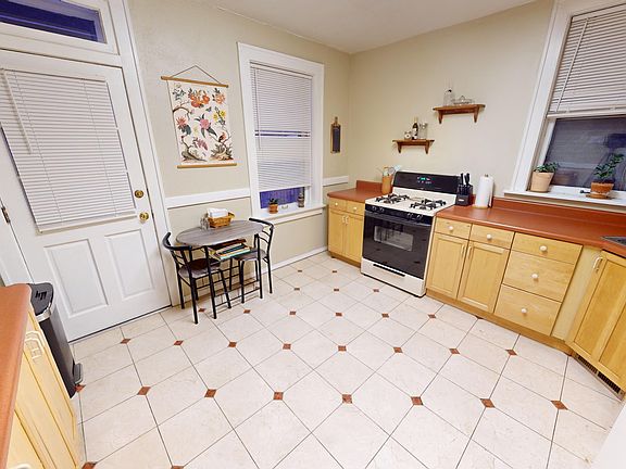 4th image of 394X Utah St #3945