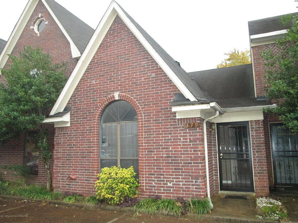 1st image of 379 Blair Dr W