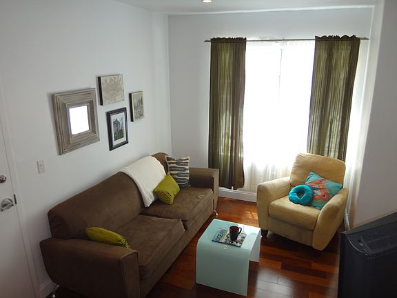 3rd image of 526 15th St APT 8