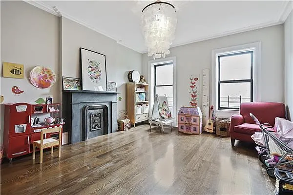 Rented by Avenue Sotheby's International Realty | media 29