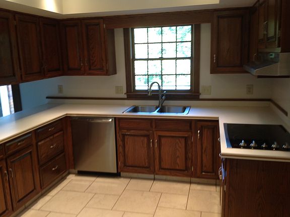 2nd image of 1251 Sweetwater Dr