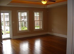 5th image of 940 Morningside Dr