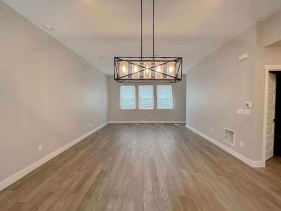 5th image of 6211 N Dayton Ct