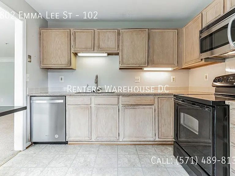 2802 Emma Lee St #102 — Photo 8
