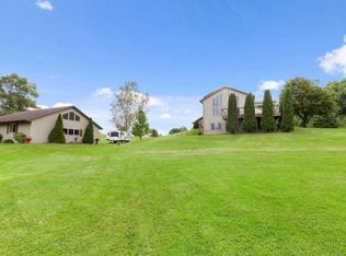 W4046 Emerald Dr, Watertown, WI 53094