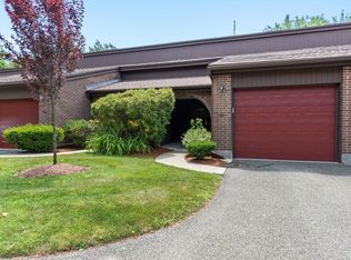 7 Aspen Ln UNIT 7, Peabody, MA 01960