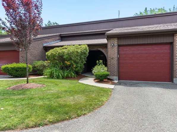 7 Aspen Ln Unit 7, Peabody, MA 01960