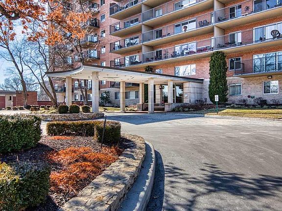 2nd image of 4550 Warwick Blvd APT 1001