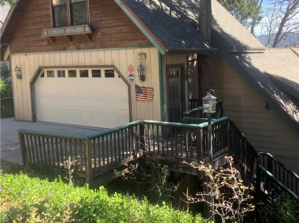 701 Zurich Dr, Lake Arrowhead, CA 92352