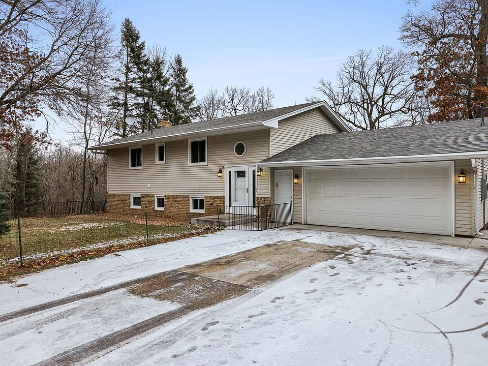 1st image of 21429 Rum River Dr