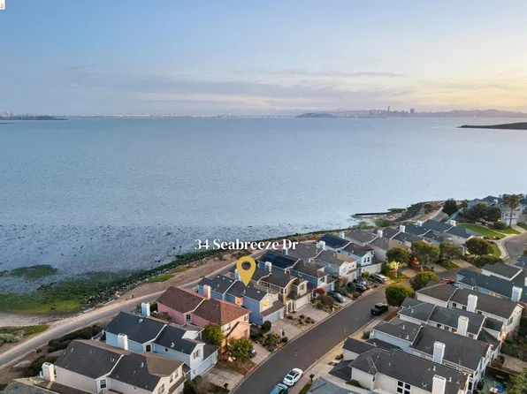34 Seabreeze Dr, Richmond, CA 94804