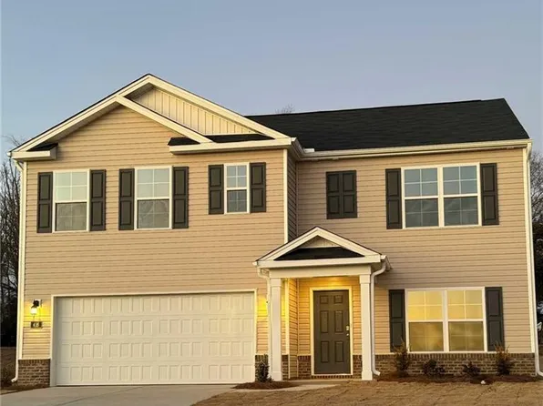 416 Leven Dr, Gibsonville, NC 27249