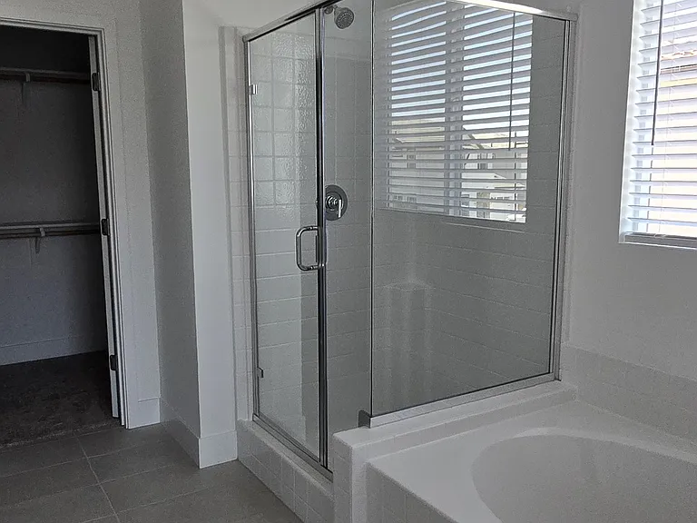 3217 Shrute Dr — Photo 37