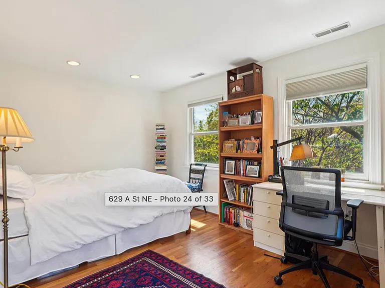 629 A St NE — Photo 16