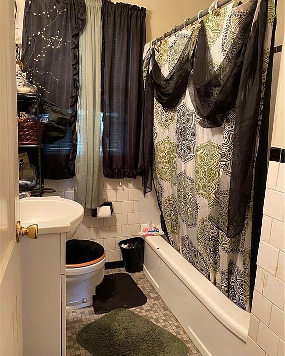 2nd image of 3112 Maurice Ave