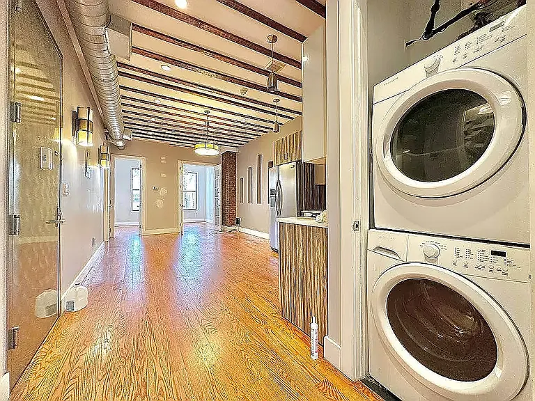 1170 Halsey St #17 — Photo 3
