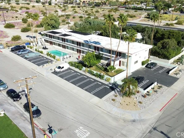 2303 N Indian Canyon Dr, Palm Springs, CA 92262