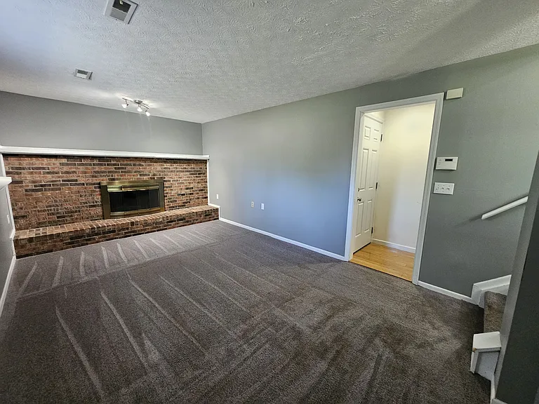 1792 Plains Blvd — Photo 23