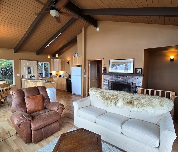 1902 NW Oceania Dr — Photo 11