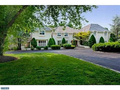 625 Creighton Rd photo 1