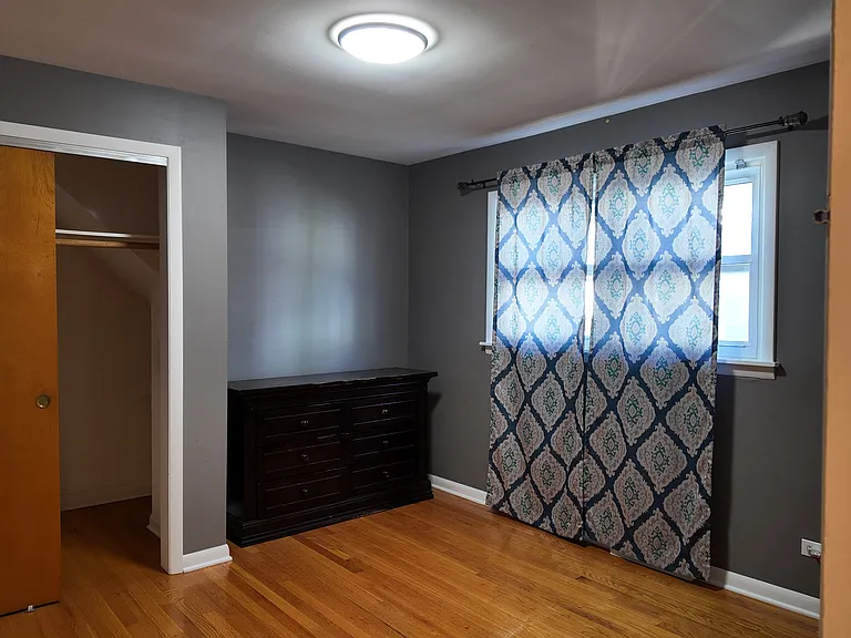 5249 S Kilpatrick Ave #2 — Photo 2