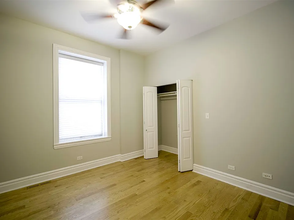 814 Roscoe 1NE-BR-New