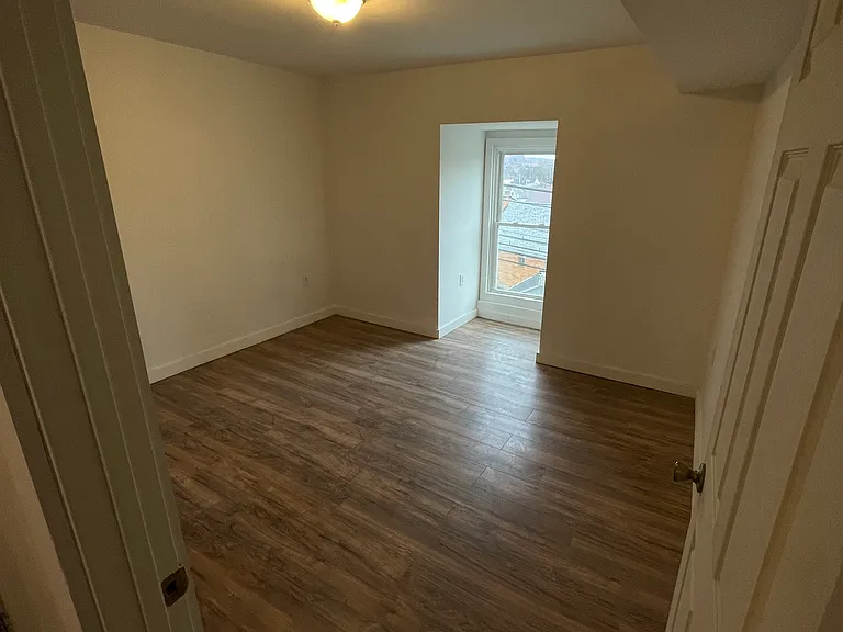 1907 Mount Troy Rd #2 — Photo 3