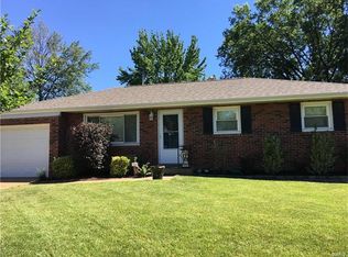 9535 Marbob Dr, Saint Louis, MO 63123
