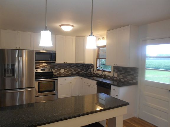 4th image of 1773 W Golden Hills Dr